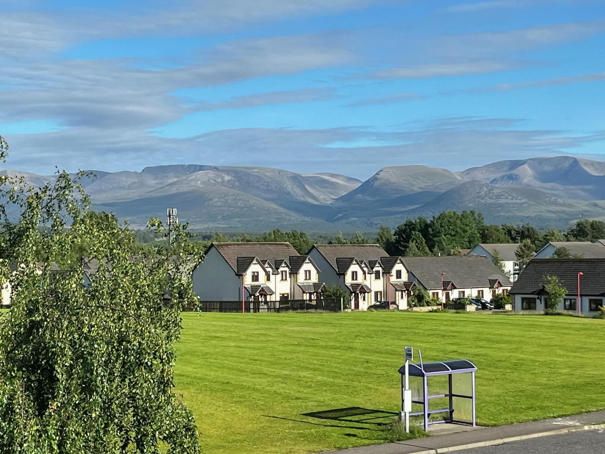 The View At No10 Villa Aviemore Exterior foto